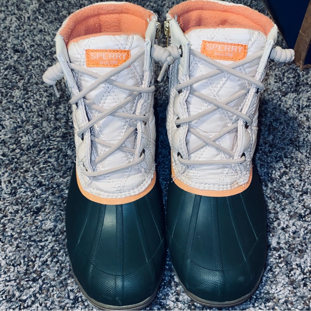 Size 7.5 womens Sperry Top-slider Boots